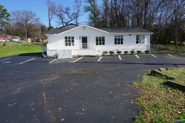 2510 Pulaski Pike Nw, Huntsville, AL 35810