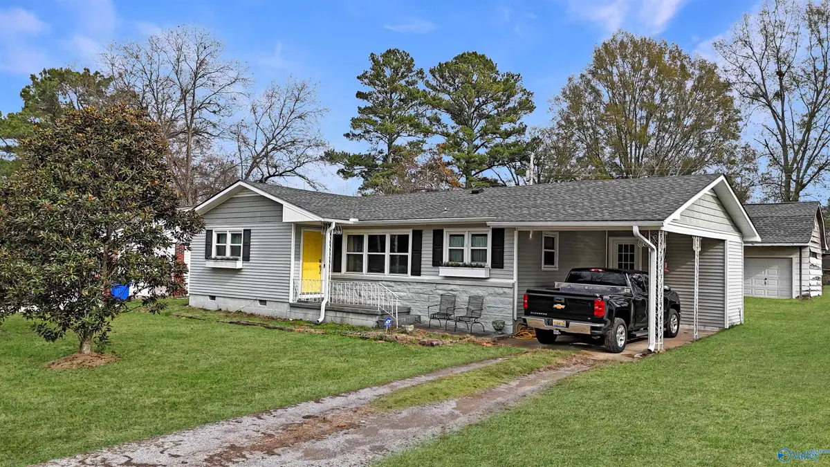 204 Prospect Drive Sw, Hartselle, AL 35640 - Image #1