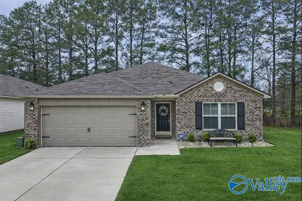 1683 Amber Avenue Se, Cullman, AL 35055