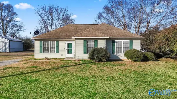 1498 Carter Grove Road, Hazel Green, AL 35750