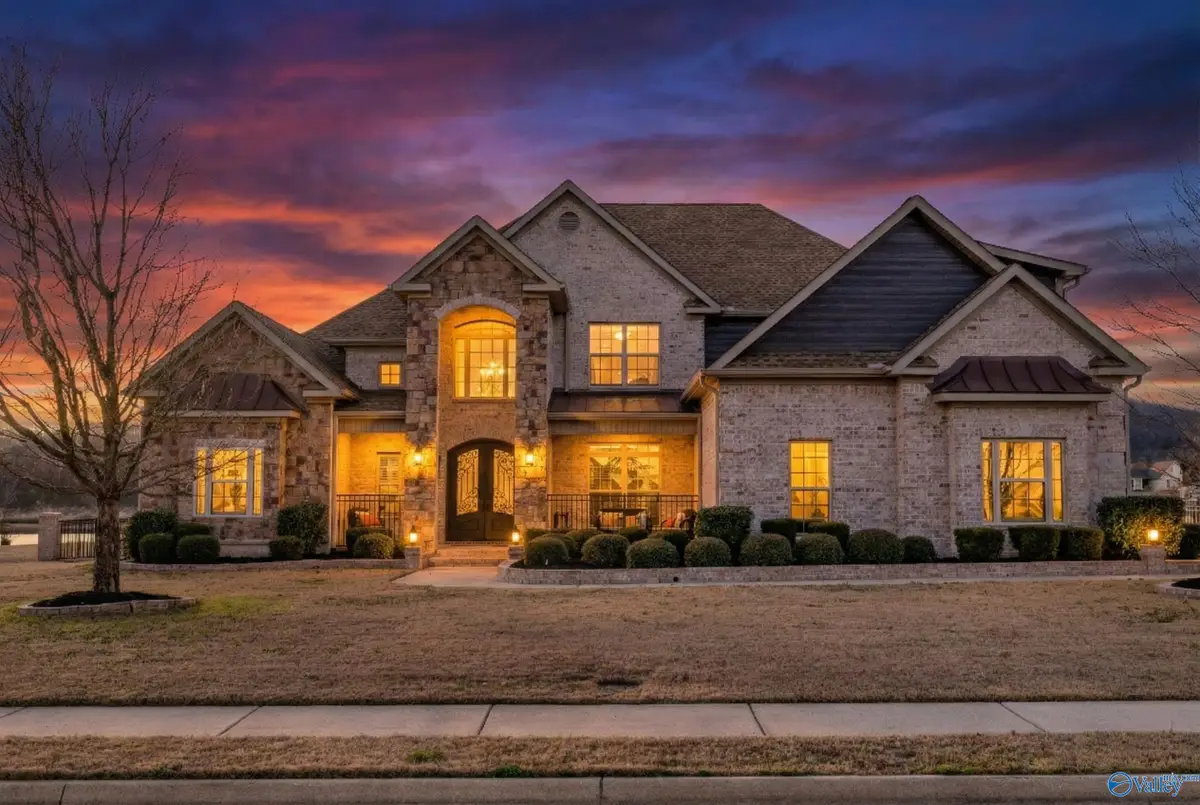 1 Old Cove Place Se, Gurley, AL 35748 - Image #1