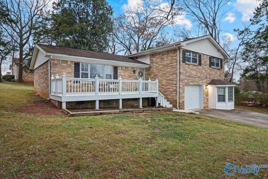3129 Millbrook Drive Nw, Huntsville, AL 35810 - Image #3