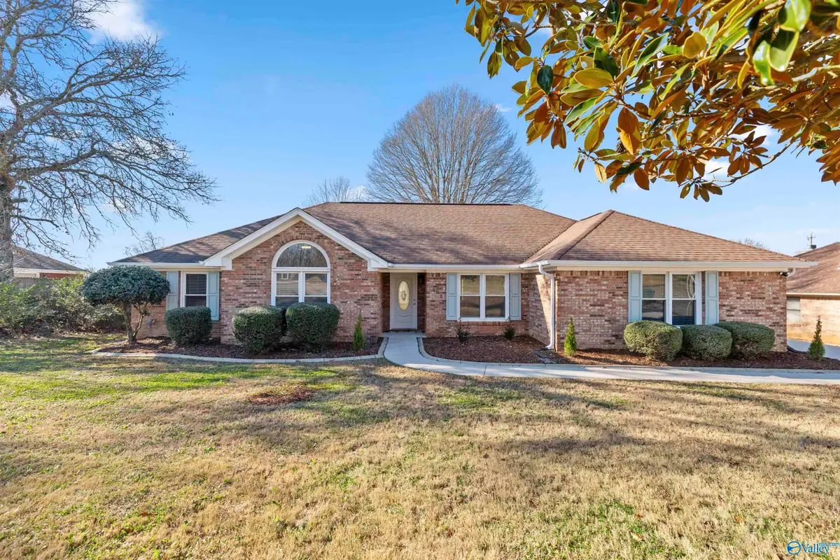 102 Hornet Court, Madison, AL 35757 - Image #1