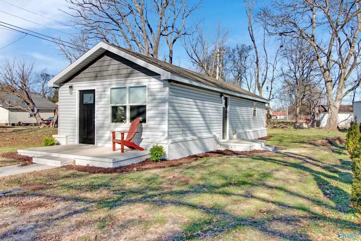 304 3rd Avenue, Athens, AL 35611 - Image #1