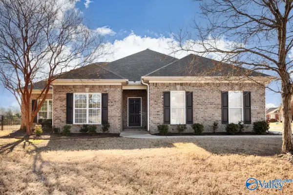 2909 Eastern Shore Drive Se, Owens Cross Roads, AL 35763