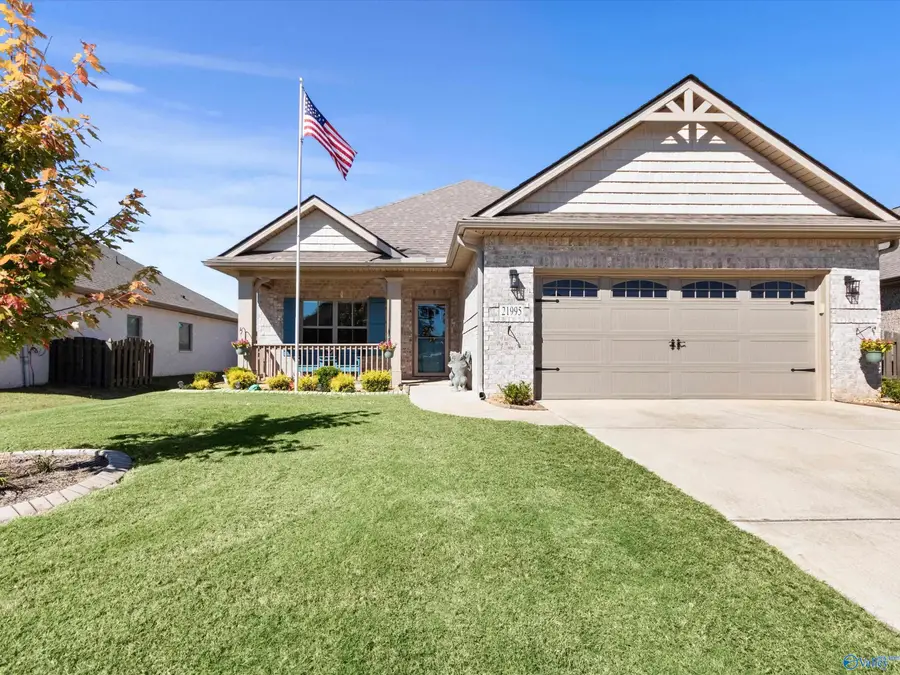 21995 Natures Cove Drive, Athens, AL 35613 - Image #3