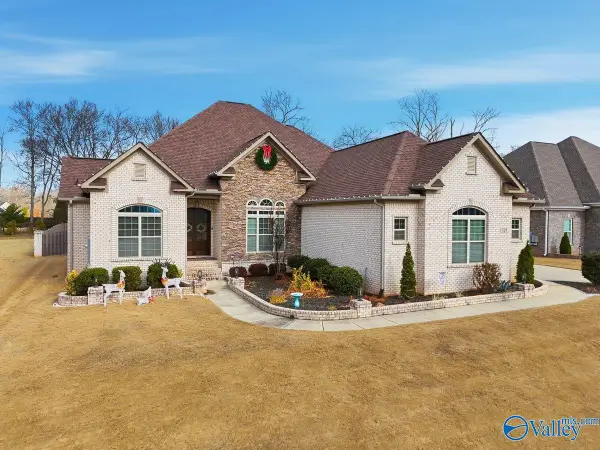 121 Phillipsridge Drive, Huntsville, AL 35811