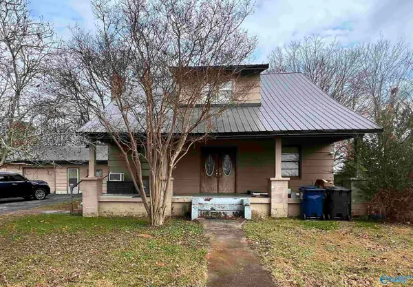 551 Walnut Grove Road, New Market, AL 35761