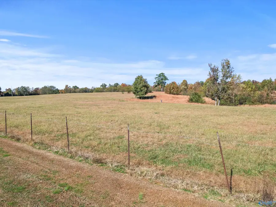 99 Hobbs Loop Road, Ardmore, AL 35739 - Image #2