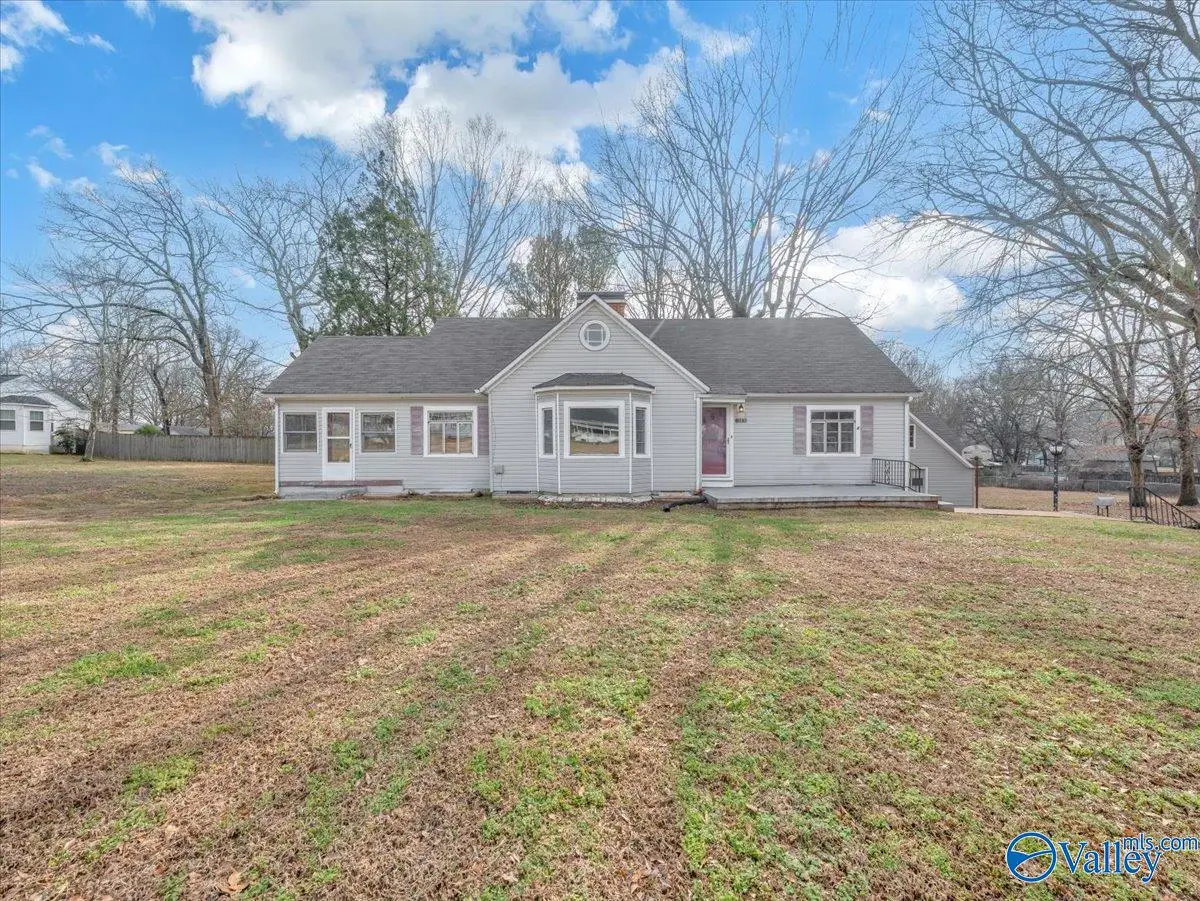 333 W Duncan Avenue, Florence, AL 35630 - Image #1