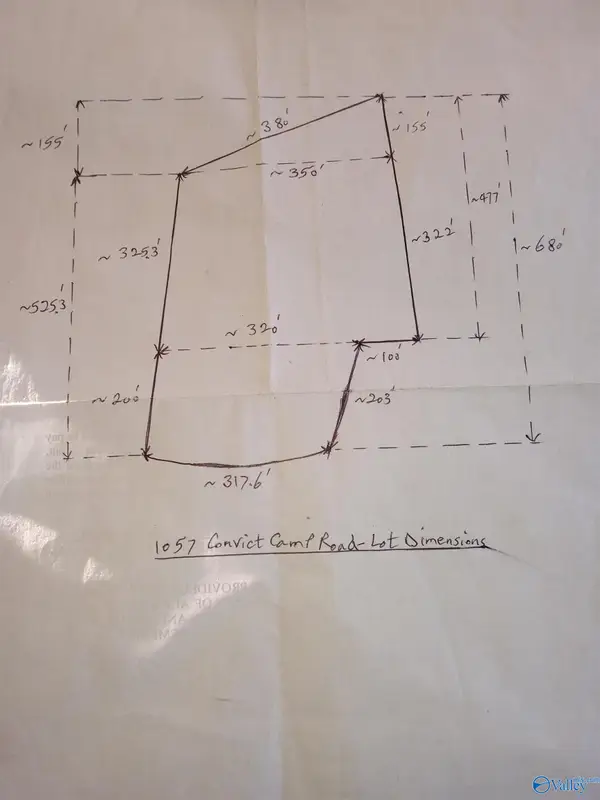 1057 Convict Camp Road, Guntersville, AL 35976