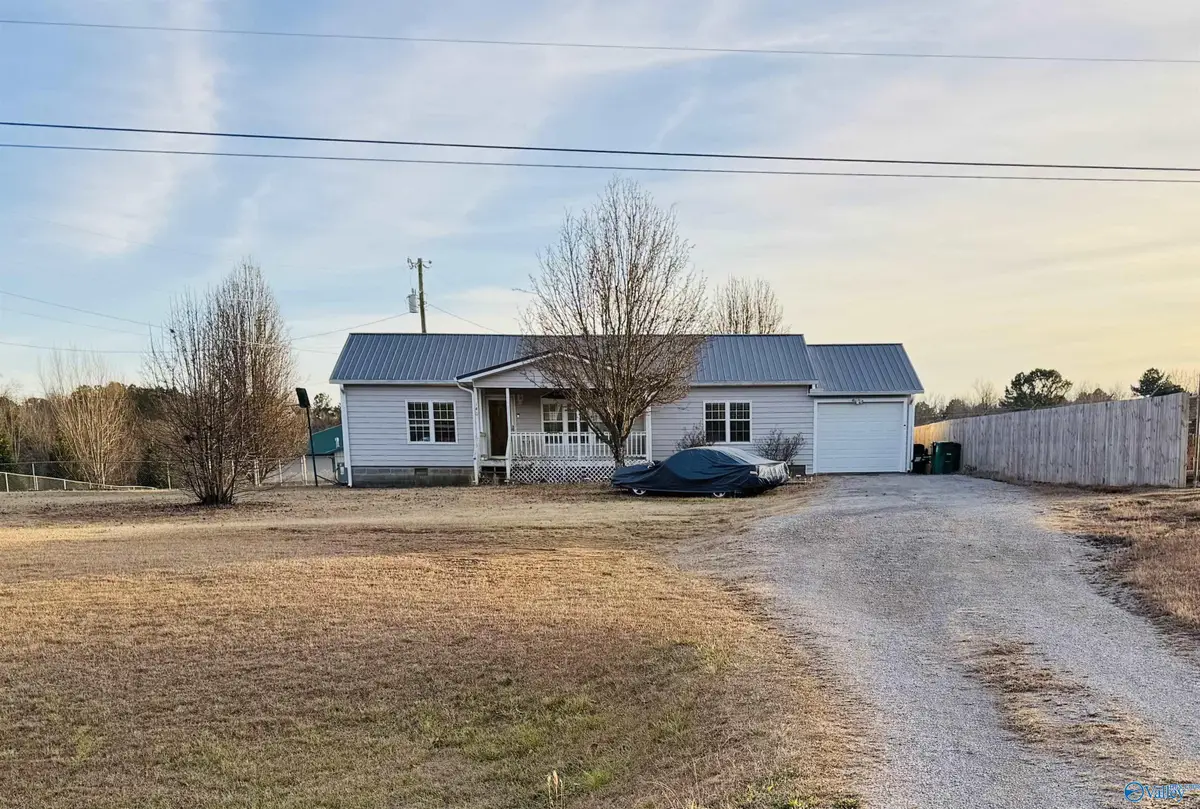 140 County Road 1398, Vinemont, AL 35179 - Image #1