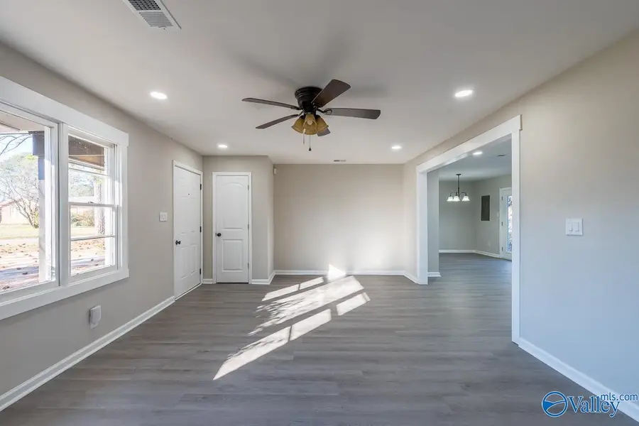 3701 Broadmor Road Nw, Huntsville, AL 35810 - Image #3