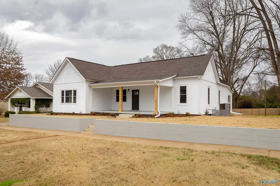 304 W 1st Street, Tuscumbia, AL 35674 - Image #2