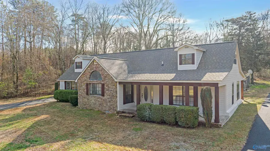 1508 Skyline Avenue E, Fort Payne, AL 35967 - Image #3