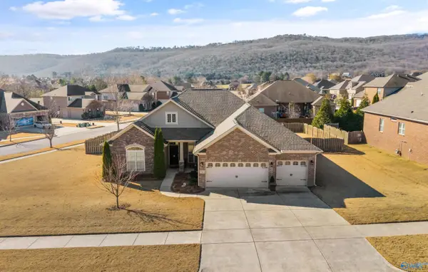 7510 Woodtrail, Owens Cross Roads, AL 35763