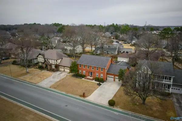 1209 Regency Blvd, Decatur, AL 35601