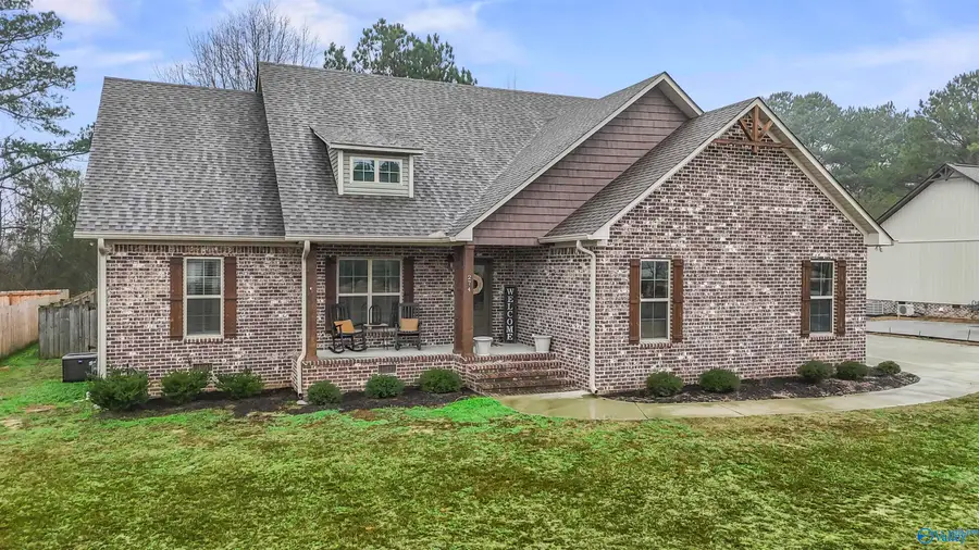 274 Kayla Circle, Boaz, AL 35957 - Image #2
