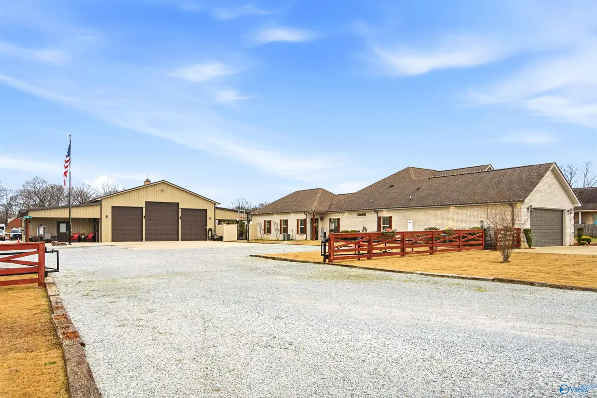 22542 Sharp Road, Athens, AL 35613 - Image #1