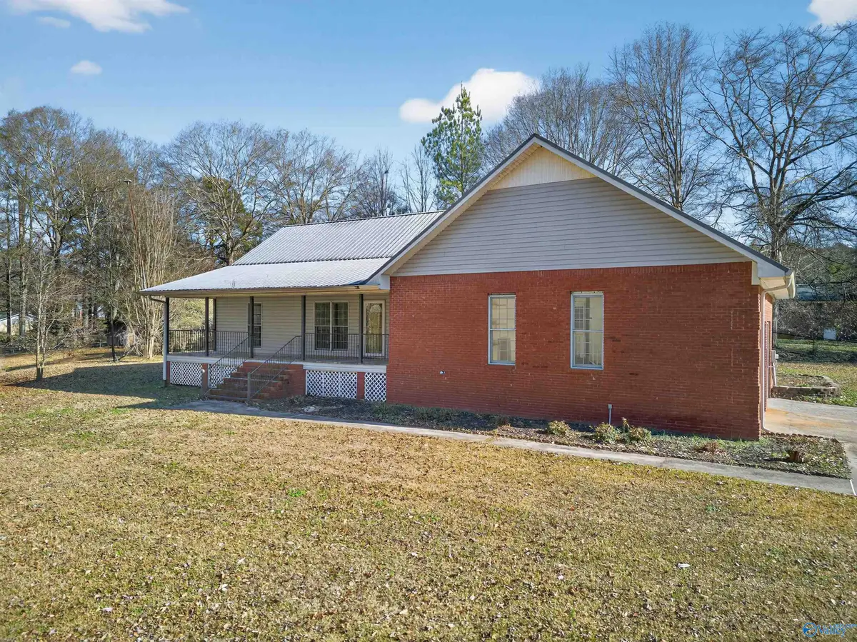 2000 Cedar Bend Road N, Southside, AL 35907 - Image #1