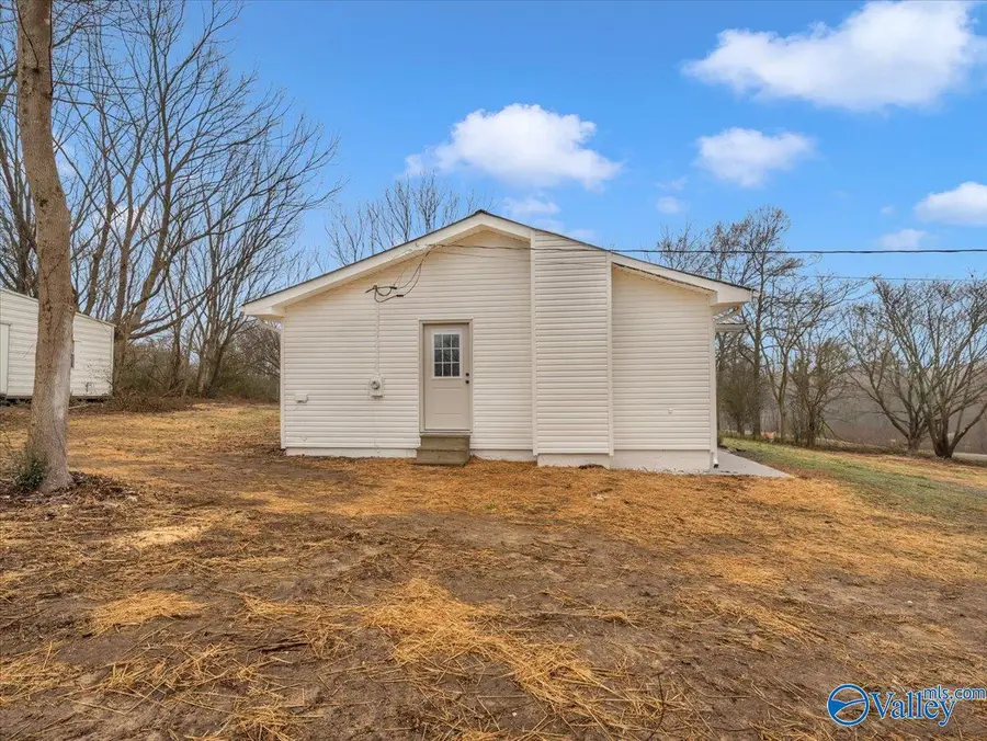 76 8th Street, Sylvania, AL 35988 - Image #3