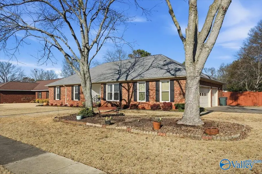 2210 Lugenia Drive, Huntsville, AL 35803 - Image #2