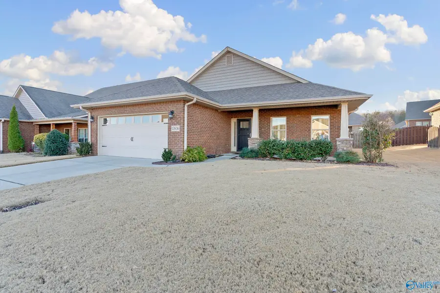 12606 Holstein Lane Sw, Huntsville, AL 35803 - Image #2