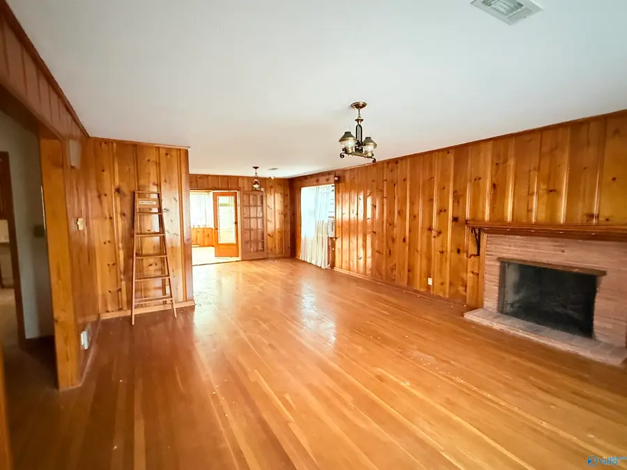 8004 Camille Drive Se, Huntsville, AL 35802 - Image #3