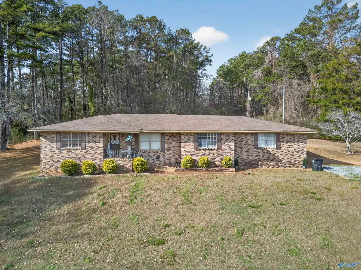 114 Bomarc Drive, Gadsden, AL 35901 - Image #1