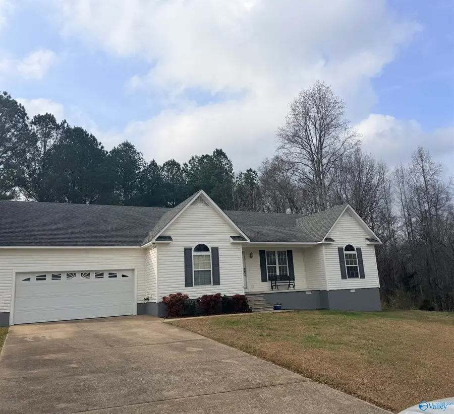 105 Rachel Lane, Hokes Bluff, AL 35903 - Image #2