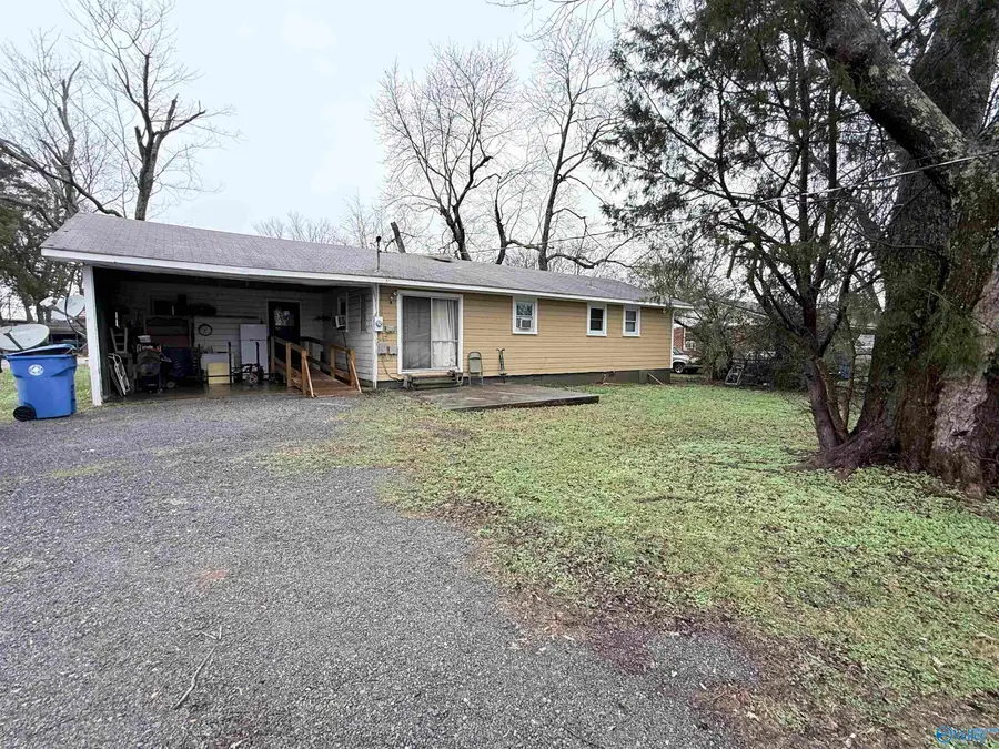 205 N Debeth Plaza, Athens, AL 35611 - Image #2