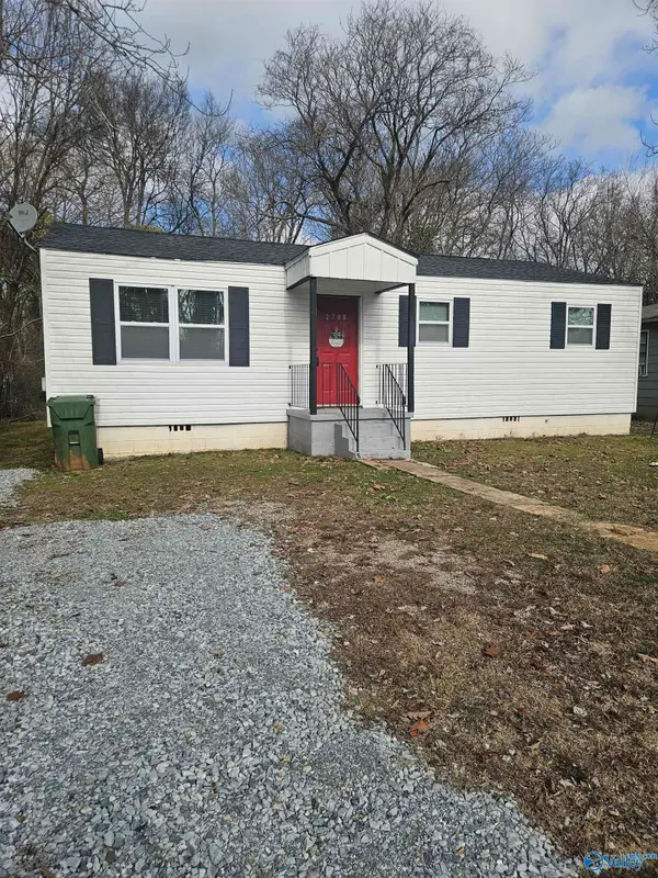 2708 NW Cave Avenue, Huntsville, AL 35810
