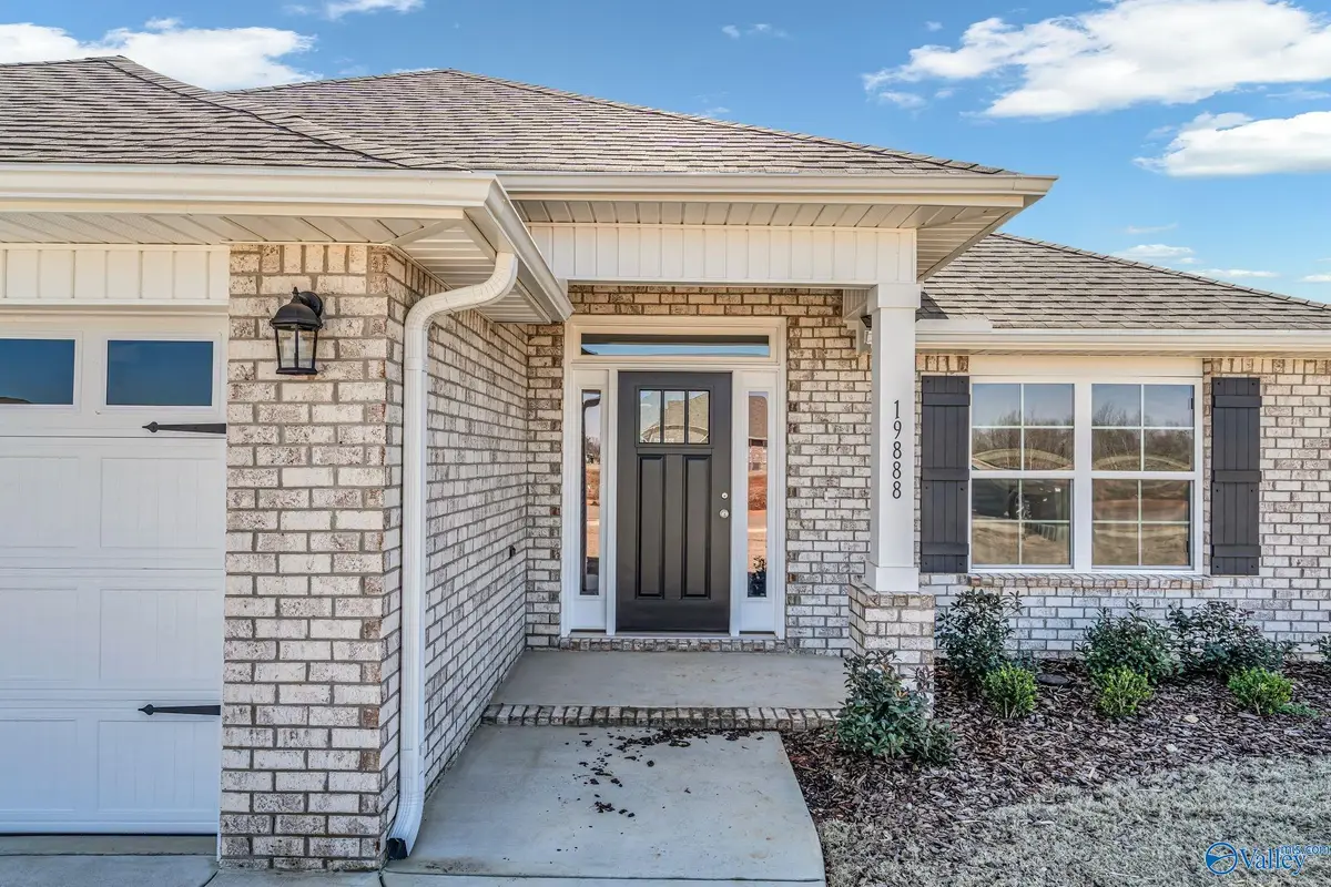 15414 Springbrook Trace, Athens, AL 35611 - Image #1