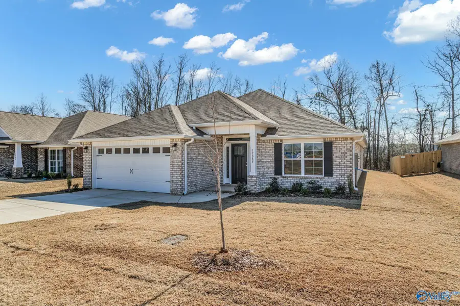 15414 Springbrook Trace, Athens, AL 35611 - Image #2