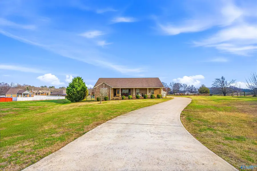 15968 Sorghum Ridge Drive, Elkmont, AL 35620 - Image #2