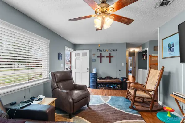 2208 Cecille Drive Sw, Huntsville, AL 35803