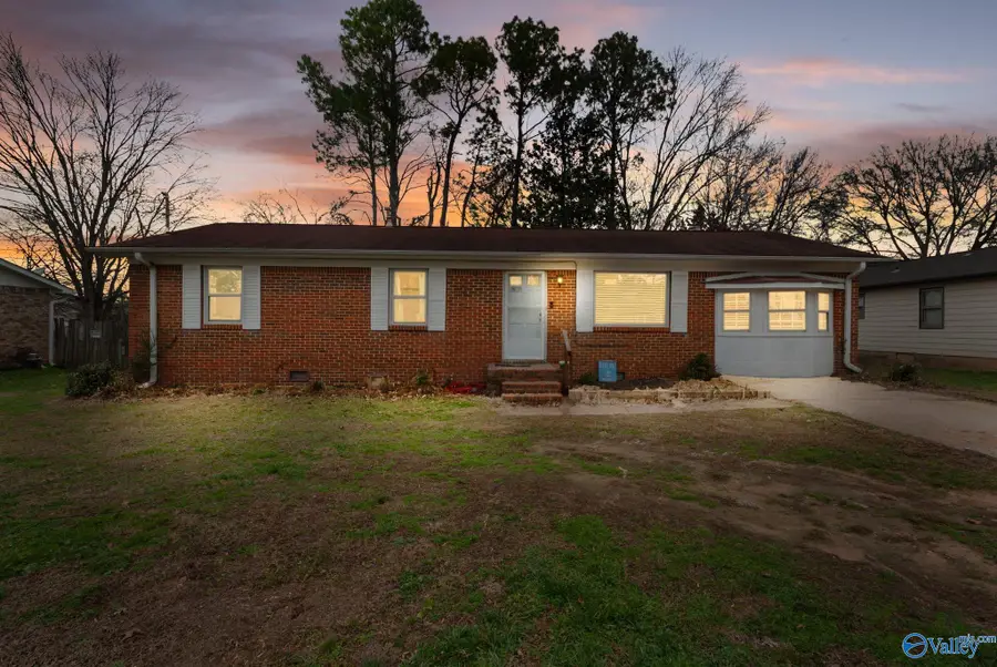 2208 Cecille Drive Sw, Huntsville, AL 35803 - Image #3