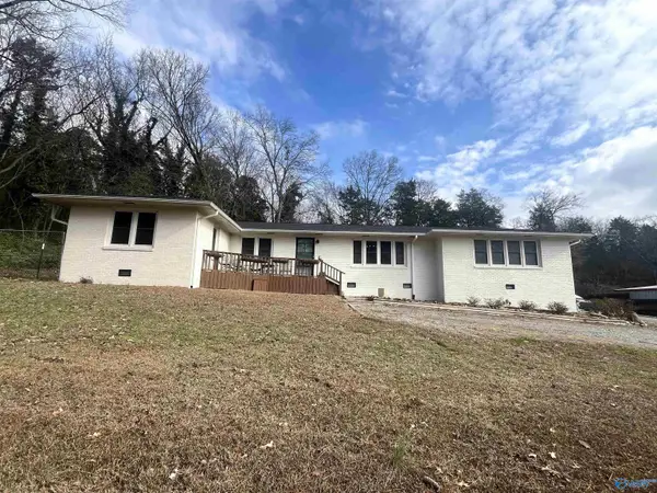 12809 SE Memorial Parkway South, Huntsville, AL 35803