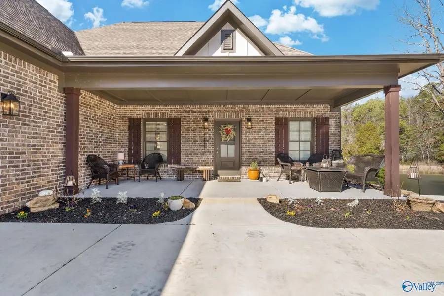 44 Oak Ridge Place, Cherokee Ridge, AL 35175 - Image #3