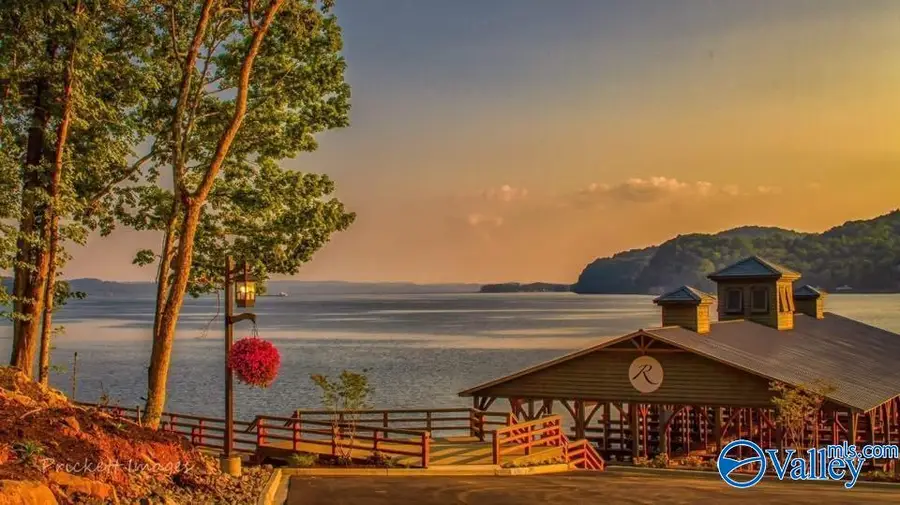 76 FALL Creek Drive, Guntersville, AL 35976 - Image #3