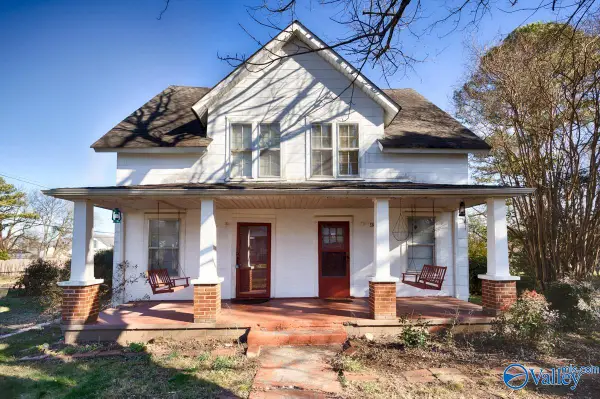 3303 Bradley Street Sw, Huntsville, AL 35805