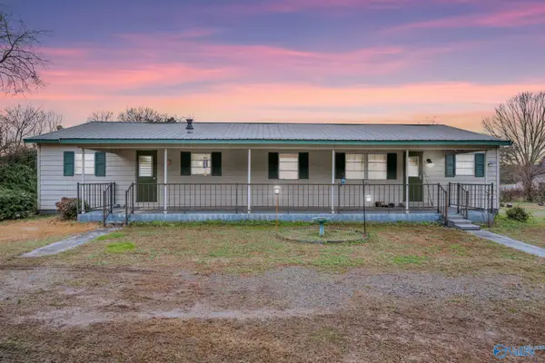 186 SE Clouds Cove Road, Huntsville, AL 35803