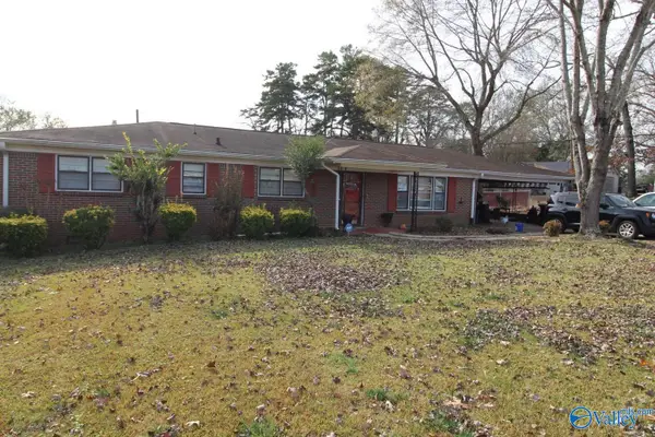 1956 Tabor Circle, Gadsden, AL 35904
