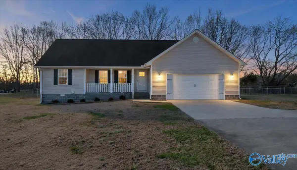 23 Hall Lane, Rainsville, AL 35986