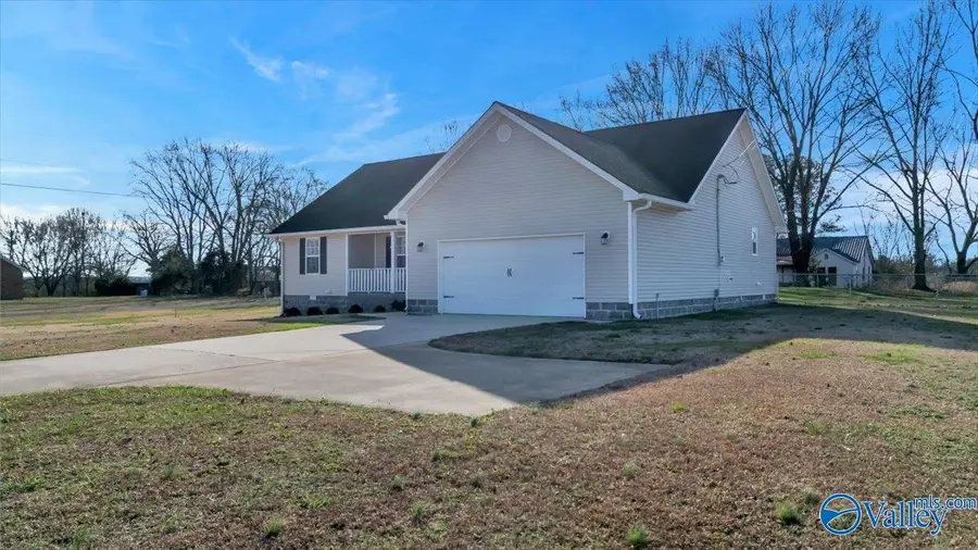 23 Hall Lane, Rainsville, AL 35986 - Image #2