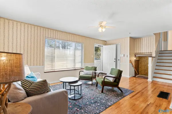 448 N Edgemont Circle, Huntsville, AL 35811