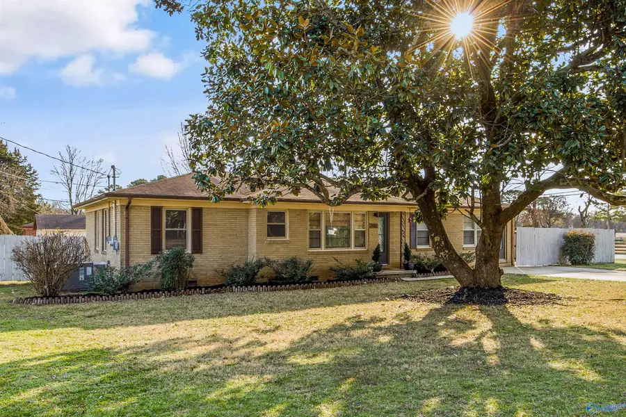 2101 Euclid Road Nw, Huntsville, AL 35810 - #3