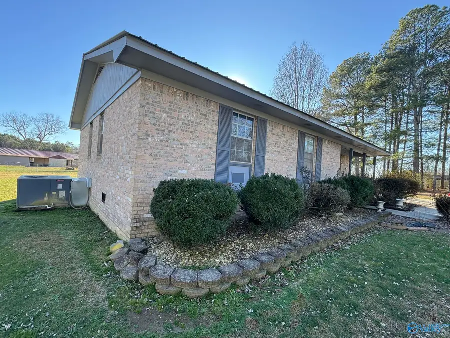 51 Poplar Drive, Rainsville, AL 35986 - Image #2
