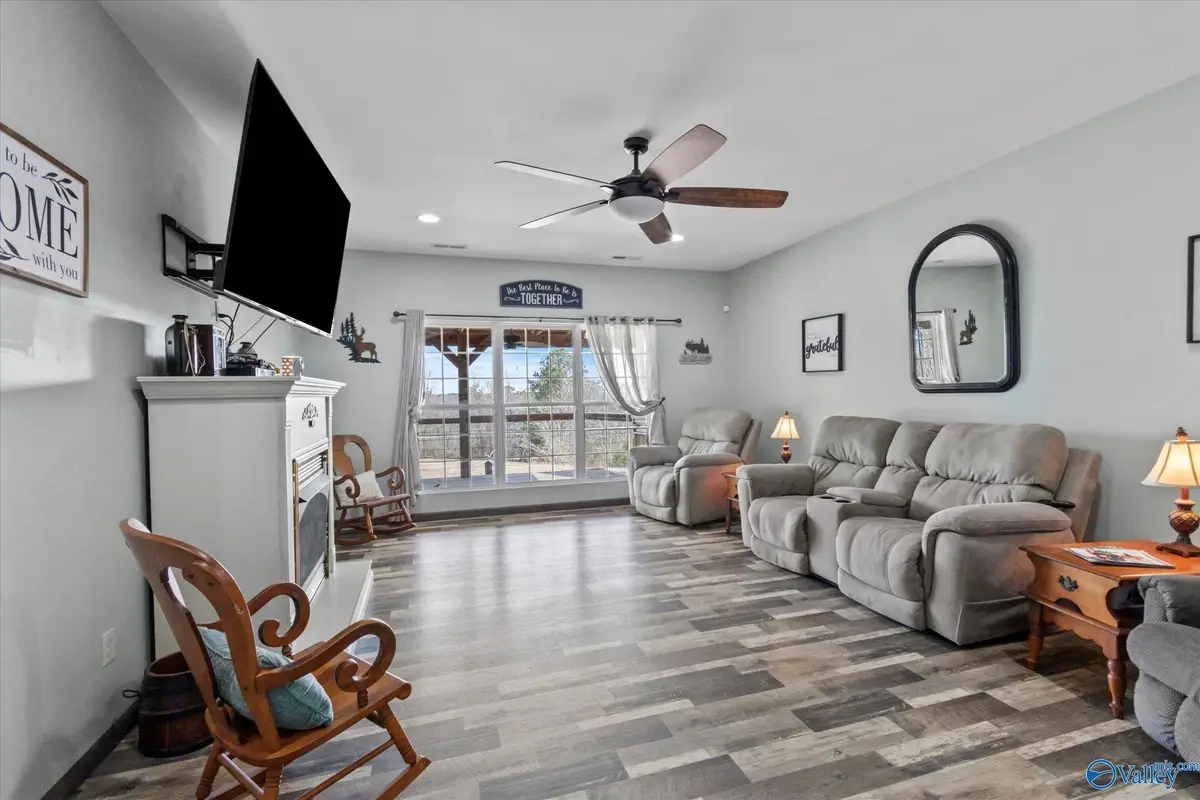 5477 Wyeth Mountain Road, Guntersville, AL 35976 - Image #1