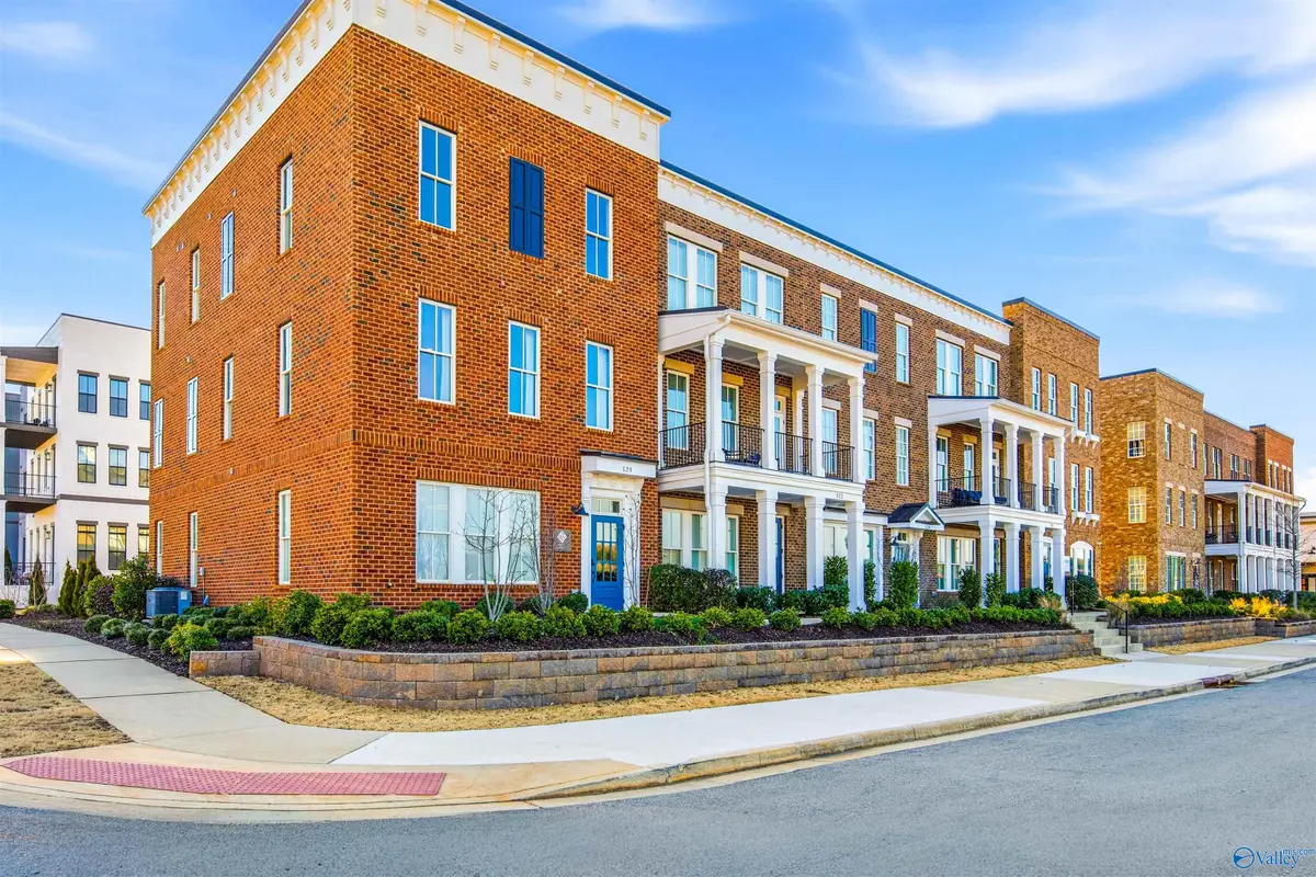 124 Saint Louis Street, Madison, AL 35758 - Image #1